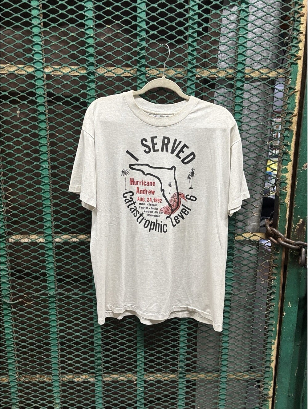 VINTAGE 1992 Hurricane Andrew I SERVED TEE Shirt XL White 90s RARE KENDALL MIAMI